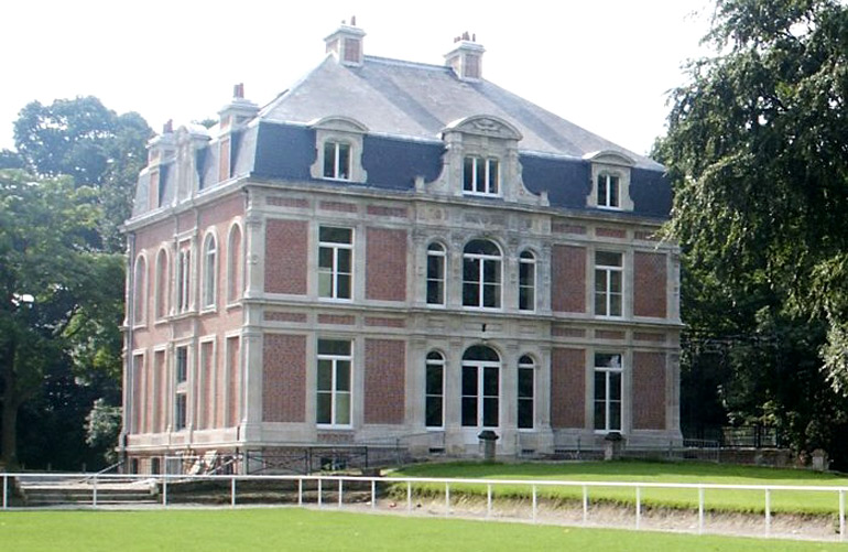 Het kasteel in het Noord-Franse Templeuve van de familie Baratte, die vanaf 1887 tot 1903 in het bezit was van de Gasthuishoeve
