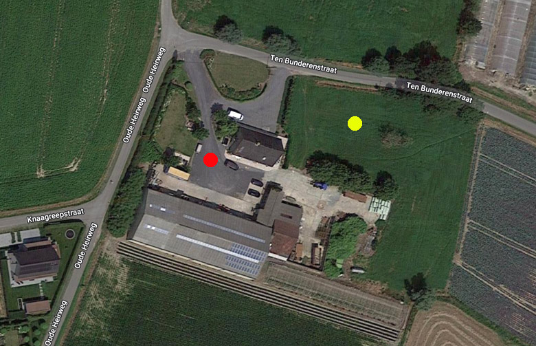luchtfoto van de plek waar vroeger het Gasthuis Ten Bunderen stond, en nu een moderne hoeve