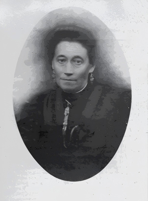 bidprentje van Marie-Louise Persoon (Foto: Roger Sinnesael).